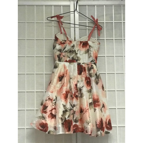 Trixxi Rose Pattern Short Dress - Picture 3 of 3